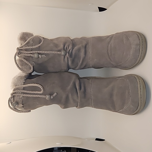 Suede Wedge Boots size 8 - Picture 2 of 10